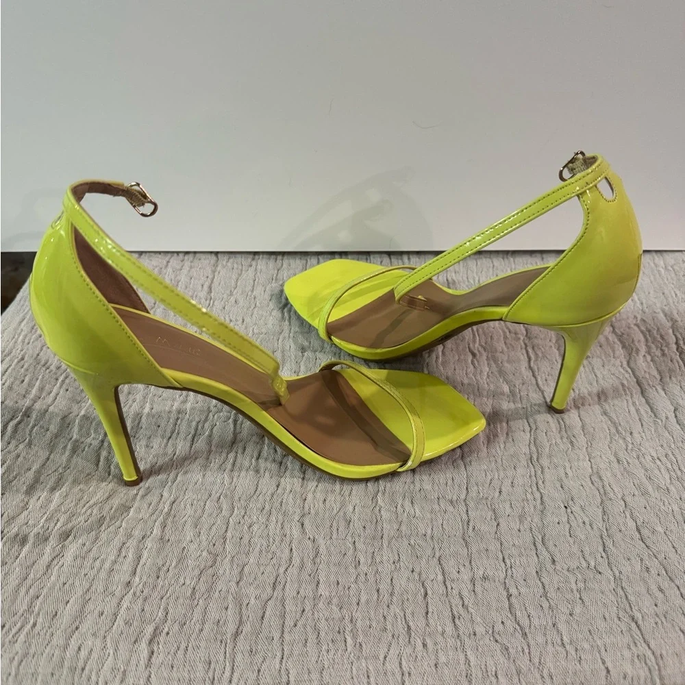 Anne Michelle Bright Yellow Patent Open-Toe Stiletto Sandals